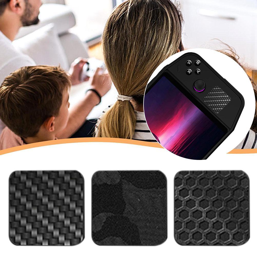Adesivi con motivi in fibra di - Gaming Console Lenovo Legion Go recensione e prezzo
